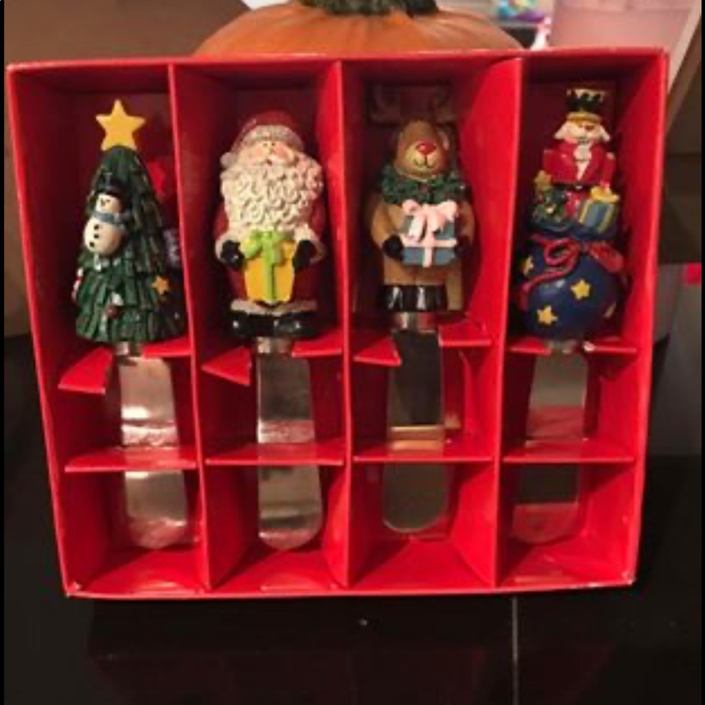 Christmas Serving Spreaders NIB 4pc